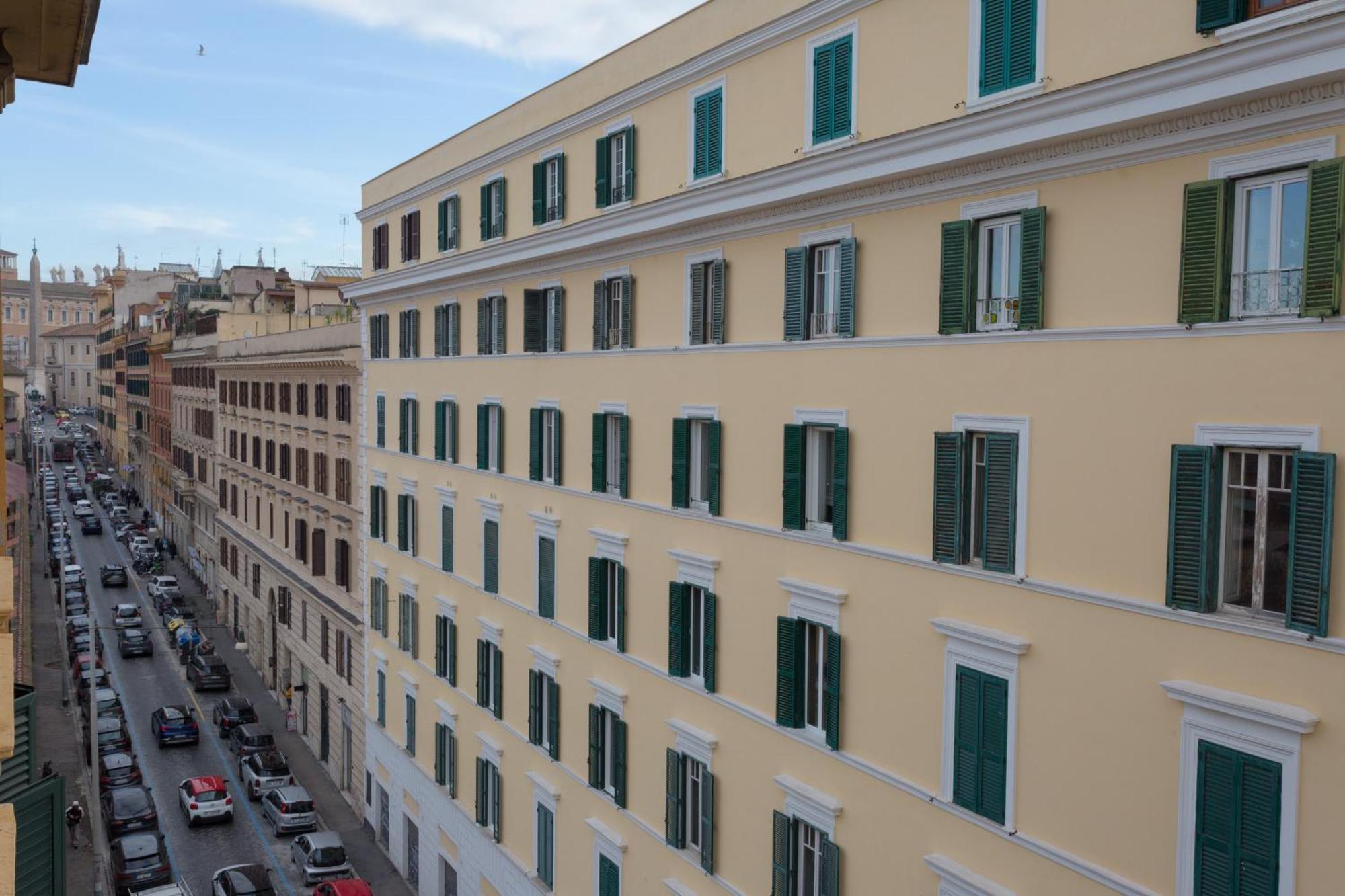 Colosseo Apartments And Rooms - Rome City Centre — Photos 1